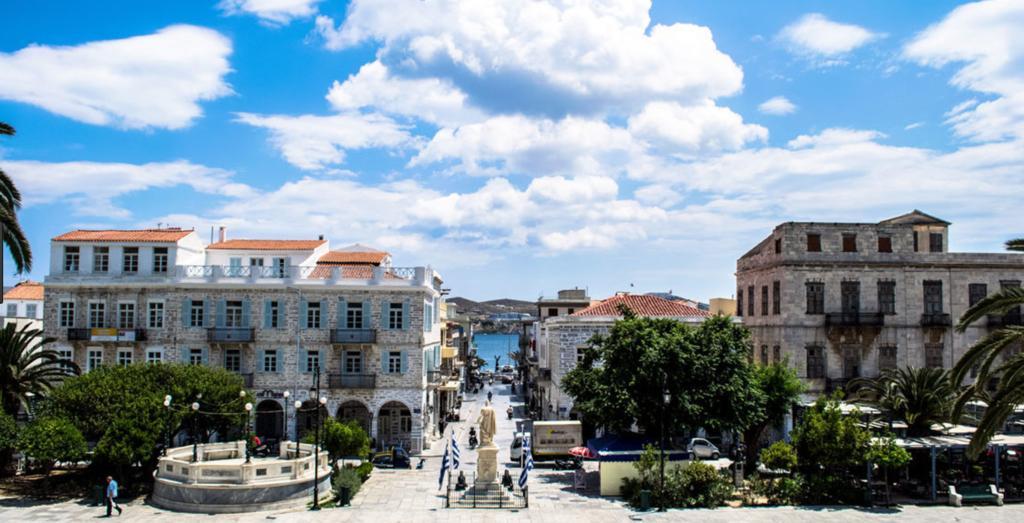 Ermoupoli, Syros City Apartments Екстериор снимка